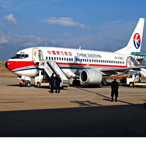 哈尔滨机场托运航空快运业稳步发展的原因是什么？